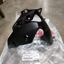 Load image into Gallery viewer, B65-F1511-00 FENDER FRONT
