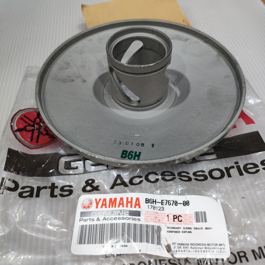 B6H-E7670-00 SECONDARY SLIDING SHEAVE
