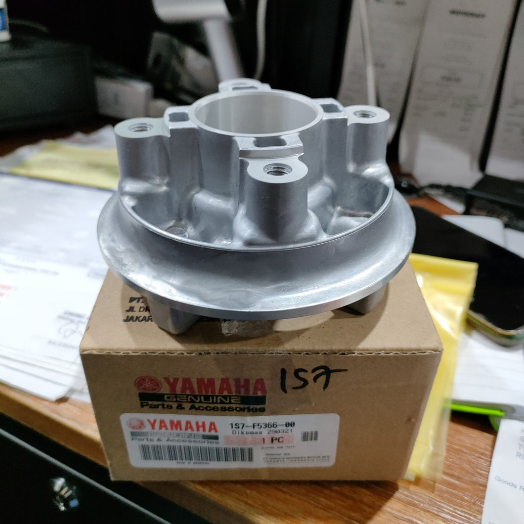 YAMAHA SPARK SPROCKET HUB SN/ES