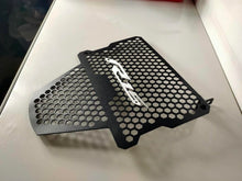 Load image into Gallery viewer, Yamaha R15 V3 Radiator Guard SR/TT
