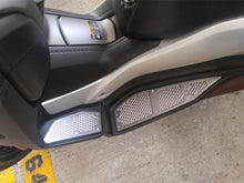 Load image into Gallery viewer, Yamaha XMAX Foot Pad

