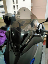 Load image into Gallery viewer, Yamaha XMAX Windscreen Tall
